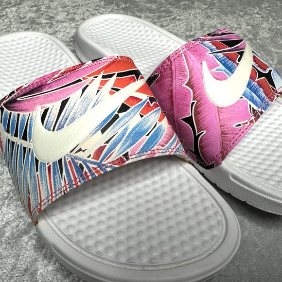 Nike Benassi Floral Print Slides Sandals Size 9 - Picture 4 of 9